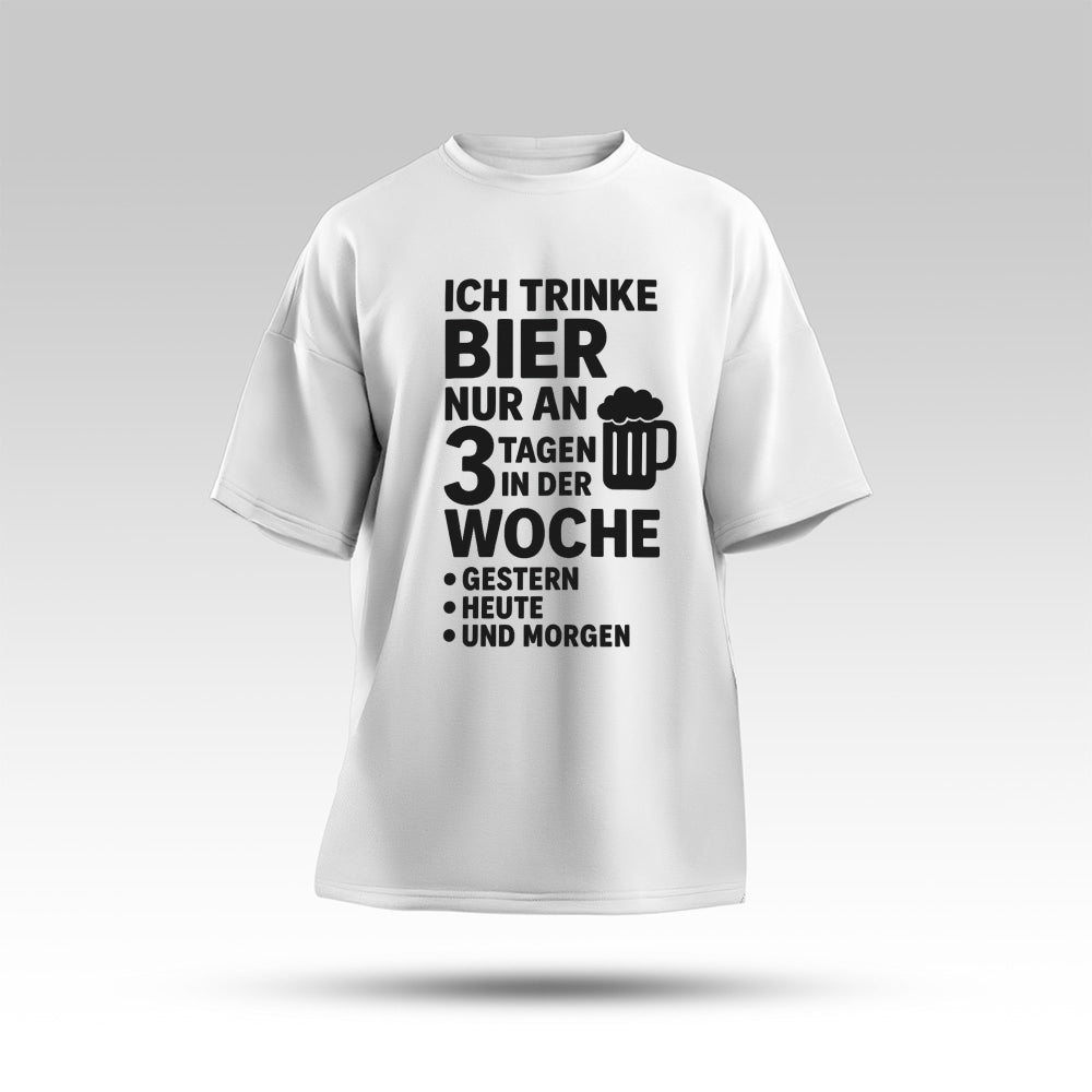 DREI TAGE - Oversize T-Shirt
